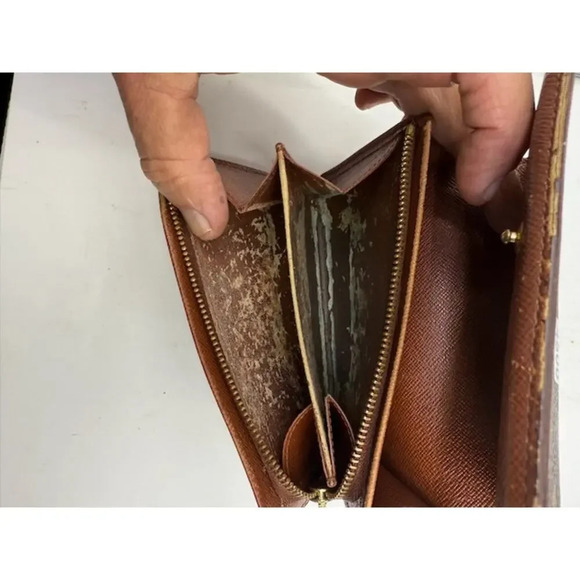 Louis Vuitton LV Monogram Canvas Leather Wallet Snap Closure Brown Womens - Picture 5 of 8